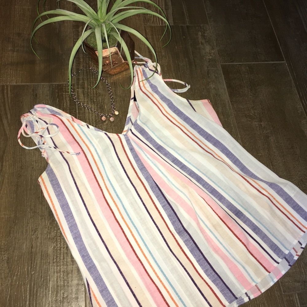 Bobeau sleeveless top with tie, size M